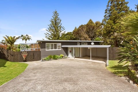 37 McDowell Crescent, Hillcrest, Auckland