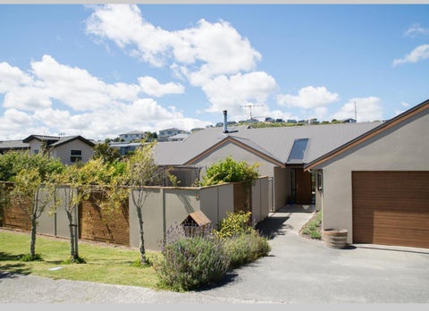 45 Navigation Drive, Whitby, Porirua