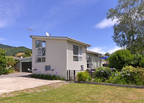 111 Queen Street, Richmond