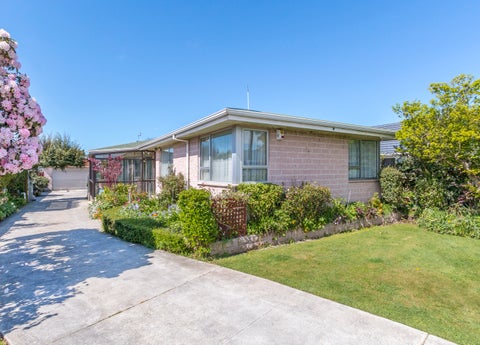 192 Grimseys Road, Redwood, Christchurch