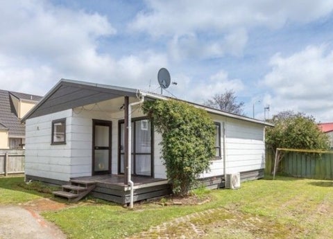 4B Peter Hall Drive, Kelvin Grove, Palmerston North