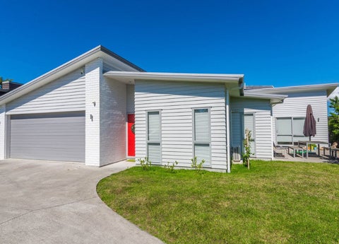95A Konini road, Titirangi, Auckland