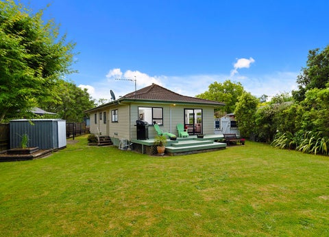 5 Redlands Grove, Swanson, Auckland