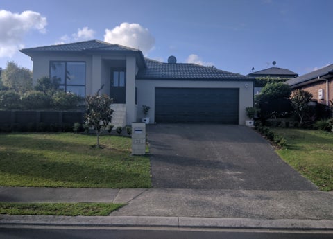 22 Tauranga Place, Orewa, Orewa