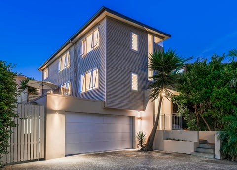 12A Apirana Avenue, Glen Innes, Auckland