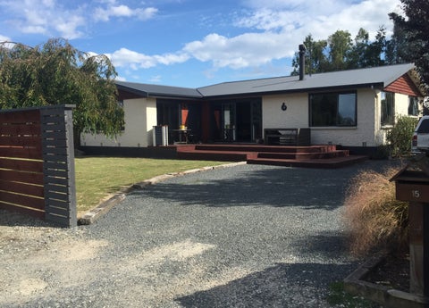 15 Moore Street, Milton