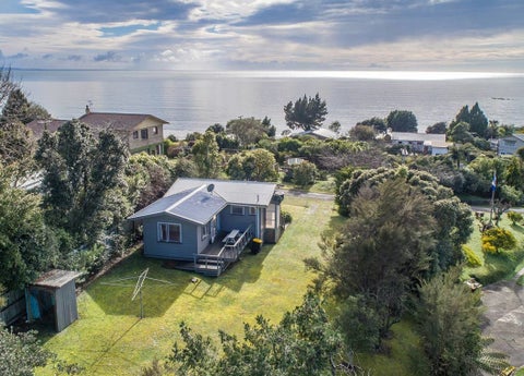 9 Bay View Terrace, Patons Rock