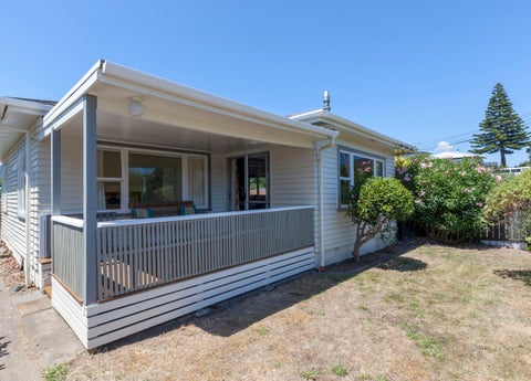 242 Rosetta Road, Raumati Beach, Paraparaumu