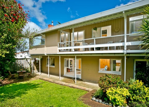1/45 Holland Road, Hillcrest, Auckland