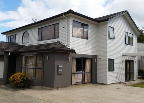 16A Holland Road, Hillcrest, Auckland
