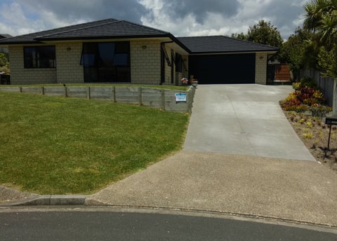 24 Caldera Close, Pyes Pa, Tauranga