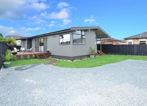 33A Doment Crescent, Orewa, Orewa