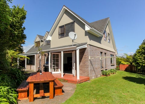9 Ruskin Place, Westown, New Plymouth