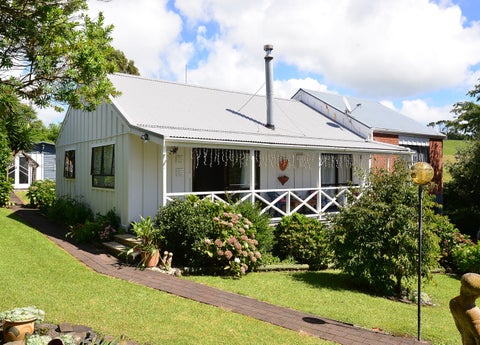 80 Wainui Road, Raglan, Raglan