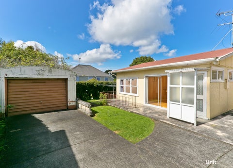 1B Korokino Road, Greenlane, Auckland