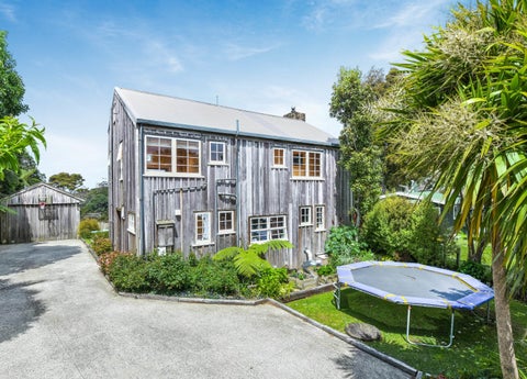 120 Christian Road, Swanson, Auckland