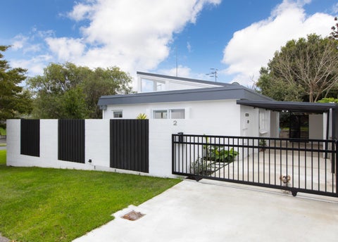2 Cruickshank Crescent, Meadowbank, Auckland