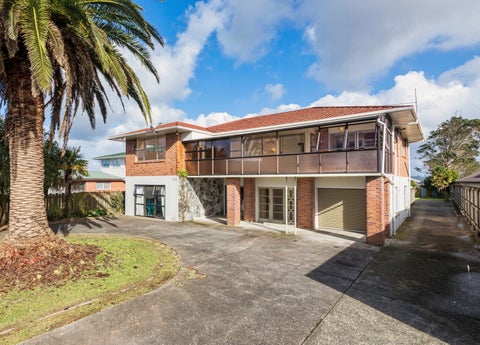 256 Te Atatu Road, Te Atatu South, Auckland