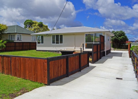 20 Strid Road, Te Atatu South, Auckland
