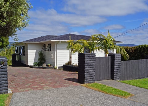 148 Glengarry Road, Glen Eden, Auckland