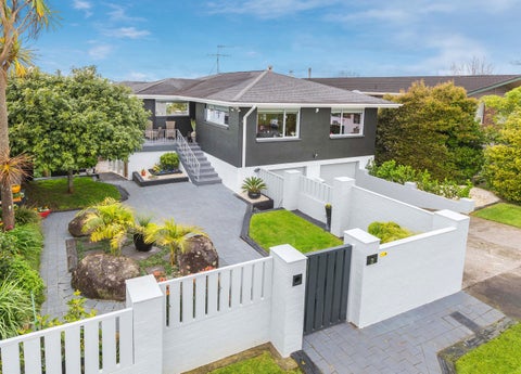 72 McBreen Avenue, Northcote, Auckland