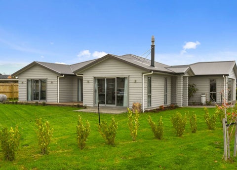 39 Burgundy Drive, Martinborough
