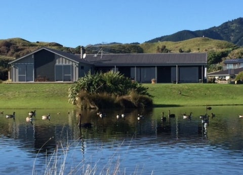 85 Raukawa Road, Peka Peka