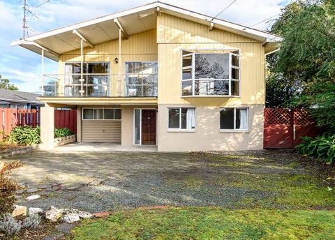 32 Trewavas Street, Motueka