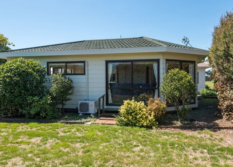 6 Birchwood Grove, Richmond, Richmond