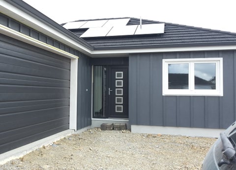 12 Mahia Lane, Waikanae
