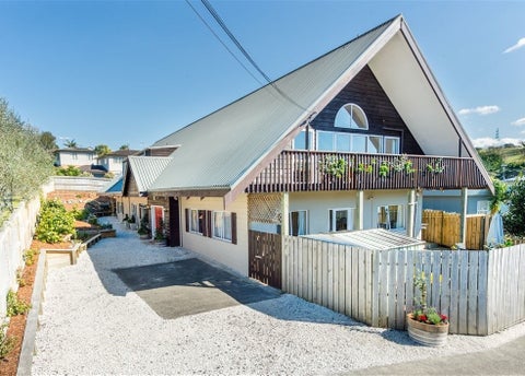 1/14 THE AVENUE, Albany, North Shore City