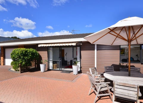 22 Tamariki Avenue, Orewa, Orewa