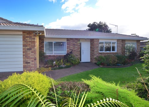 6 Barton Place, Orewa, Orewa