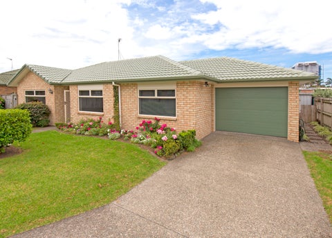 18 Francis Skinner Place, Orewa, Orewa