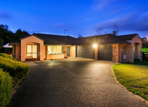 5B Olwyn Place, Greenhithe, Auckland