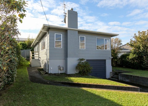 25 Trafalgar Street, Westown, New Plymouth