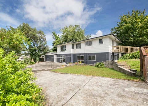 35 Kemp Road, Massey, Auckland