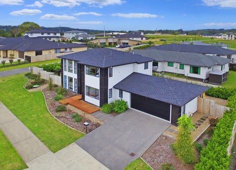 112 Pohutukawa Parade, Riverhead, Riverhead