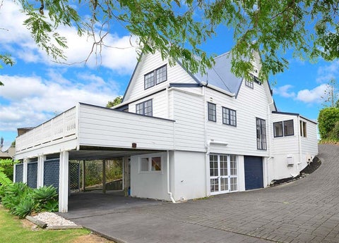 25 Halldene Terrace, Red Beach, Red Beach