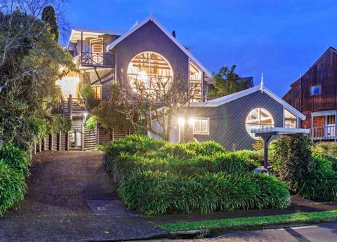 54 Hadfield Street, Beach Haven, Auckland