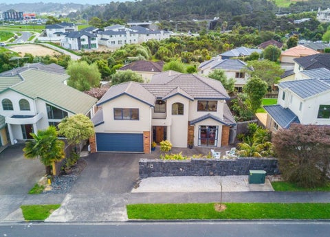 17 Medallion Drive, Oteha, Auckland
