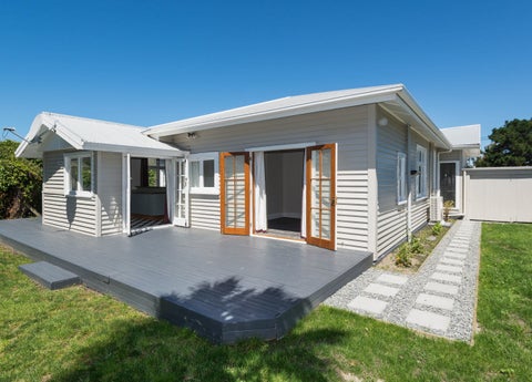 69 Owles Terrace, New Brighton, Christchurch