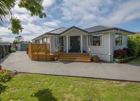 410 Bower Avenue, Parklands, Christchurch