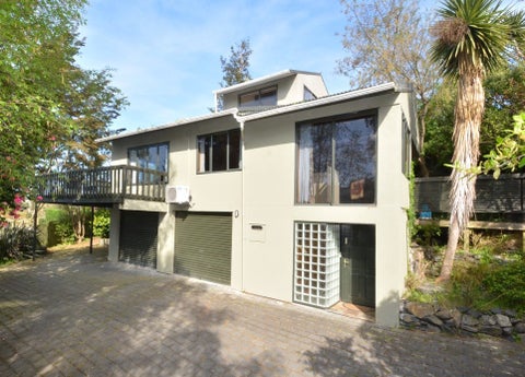 6 Cove Street, Roseneath, Port Chalmers