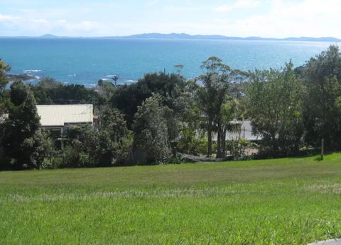 25 Nancy Wake Place, Cable Bay, Cable Bay