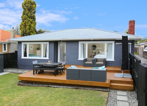 16 Taikata Road, Te Atatu Peninsula, Auckland