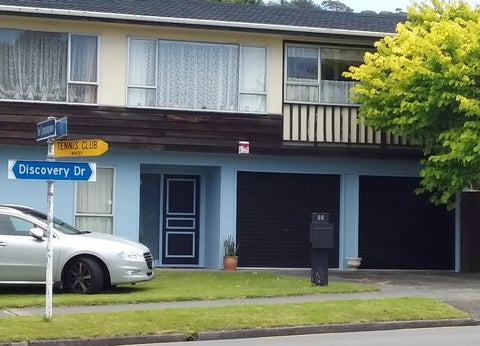 66 Discovery Drive, Whitby, Porirua