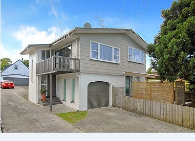 1/210 Sunnynook Road, Tōtara Vale, Auckland