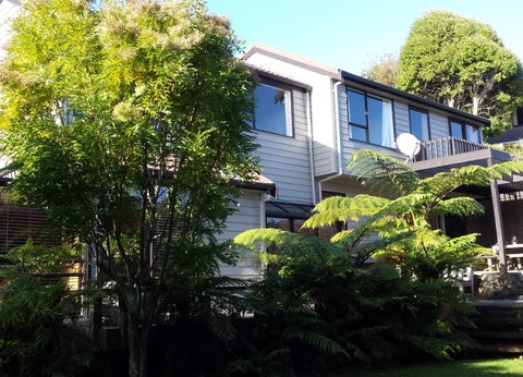 14 Eclipse Lane, Whitby, Porirua
