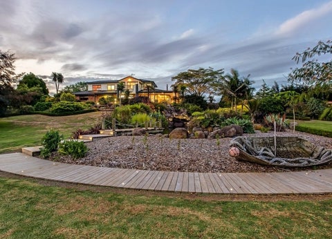 121 Marae O Rehia Rd, Karioitahi, Waiuku
